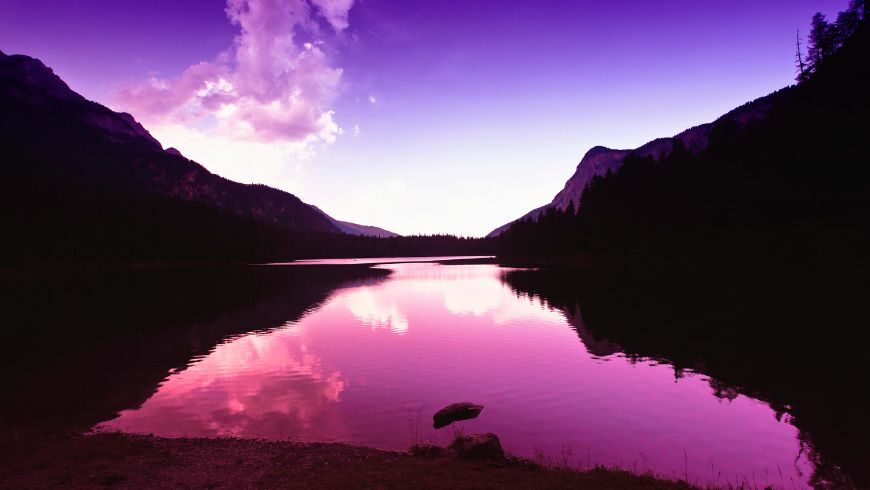 Le lac Tovel au coucher du soleil